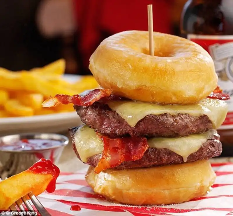 hungry horse   double donut burger