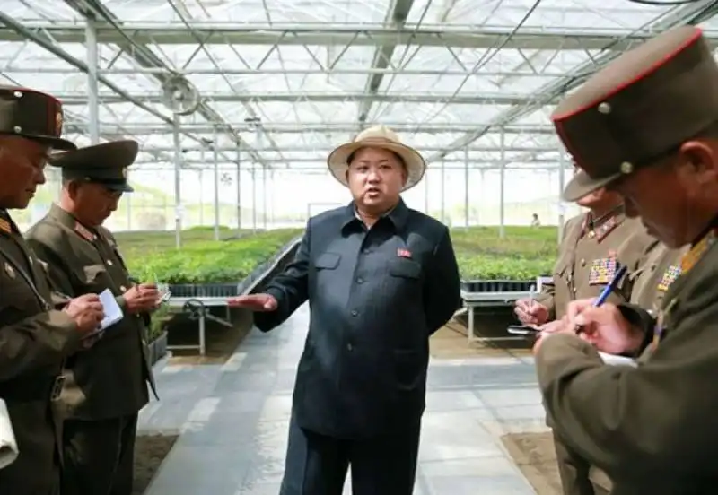 kim jong in campagna 8