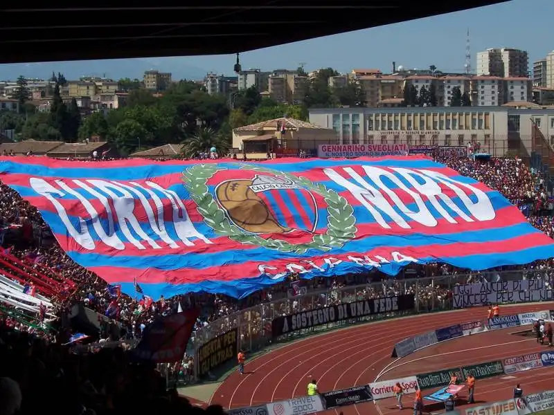 LA CURVA DEL CATANIA