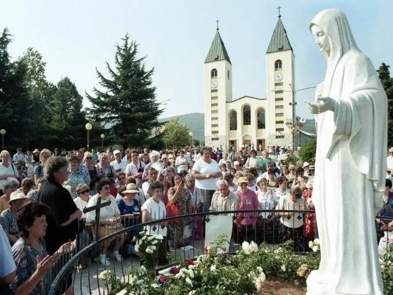 la madonna di medjugorje  