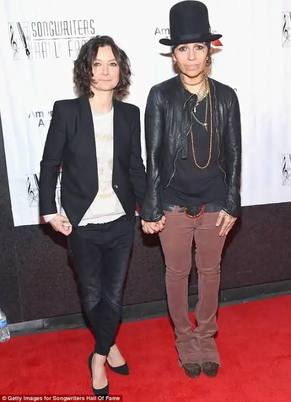 linda perry e moglie sara gilbert