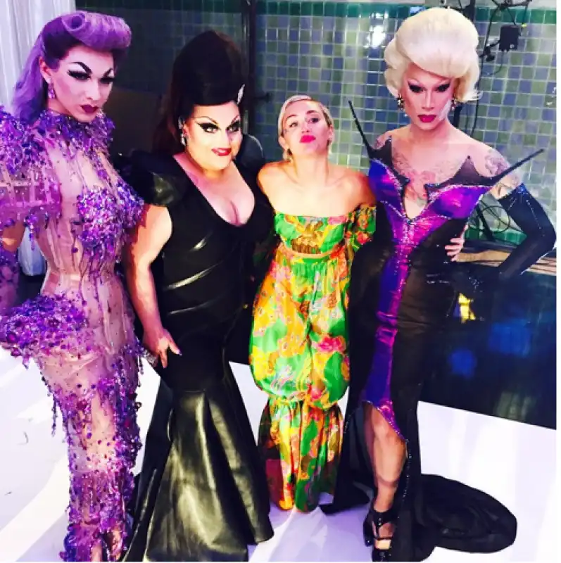 miley cyrus finale drag race