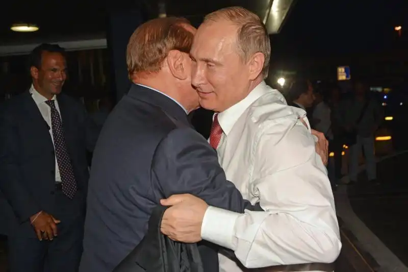 PUTIN BERLUSCONI FIUMICINO