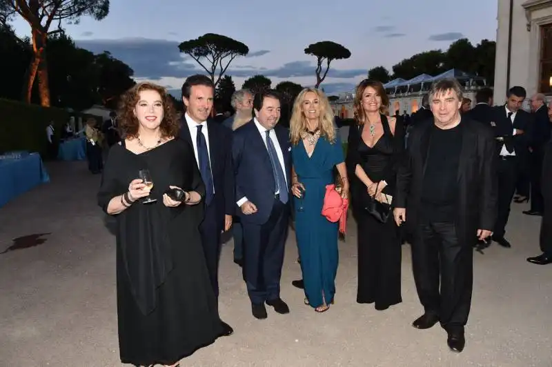 stefania sandrelli giuseppe e daniela ambrosi alessandro e alessandra casali giovanni soldati