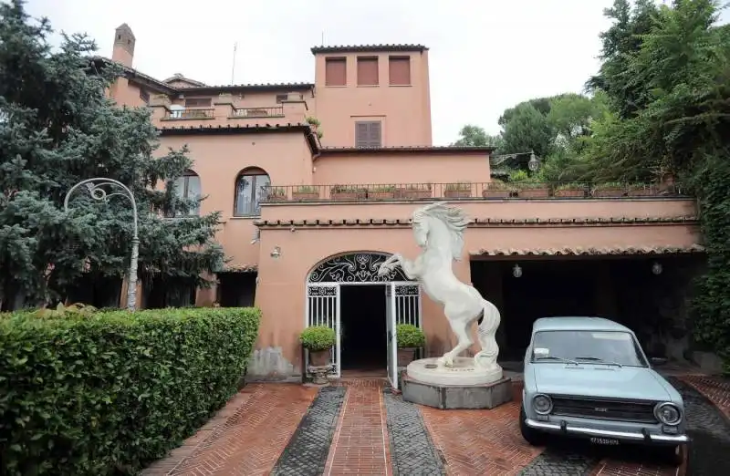 villa di alberto sordi  18