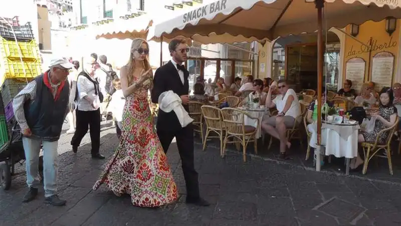 beatrice borromeo pierre casiraghi capri 