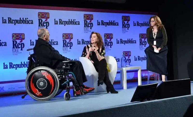 bernardo bertolucci stefania sandrelli e arianna finos