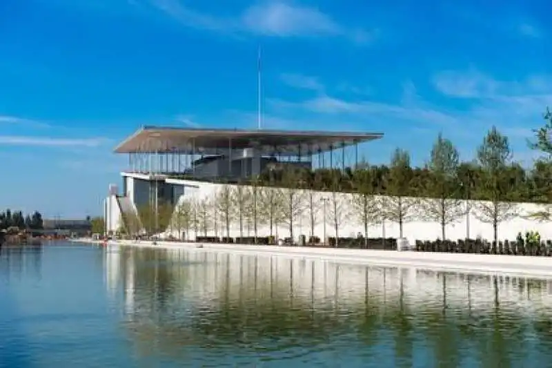 CENTRO CULTURALE RENZO PIANO 1