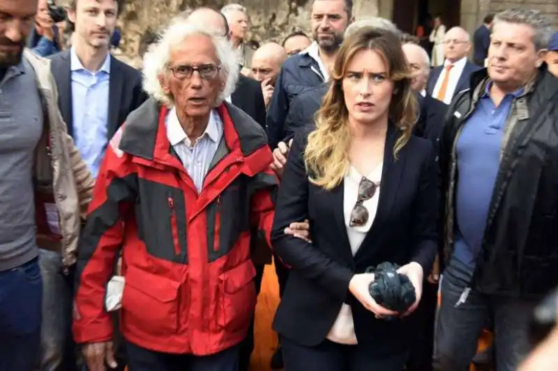 christo e maria  elena boschi