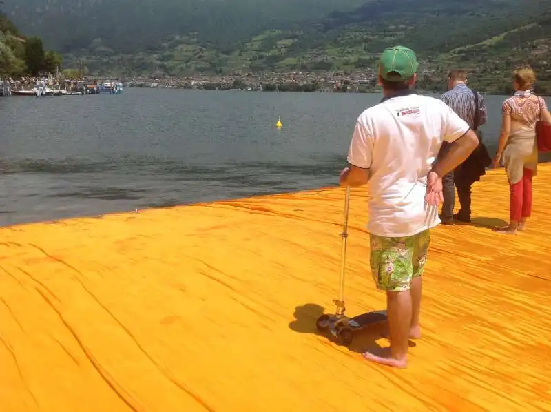 CHRISTO ISEO PASSERELLA