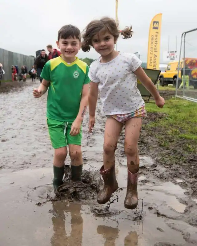 glastonbury 16