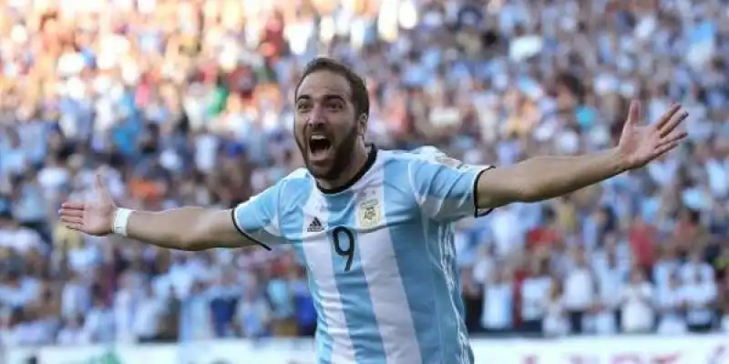 HIGUAIN