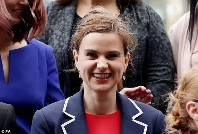 jo cox  deputata laburista accoltellata