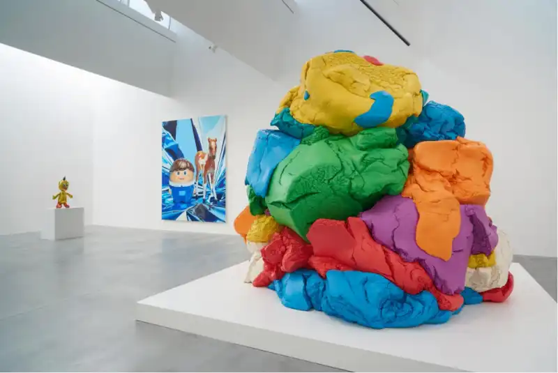 KOONS