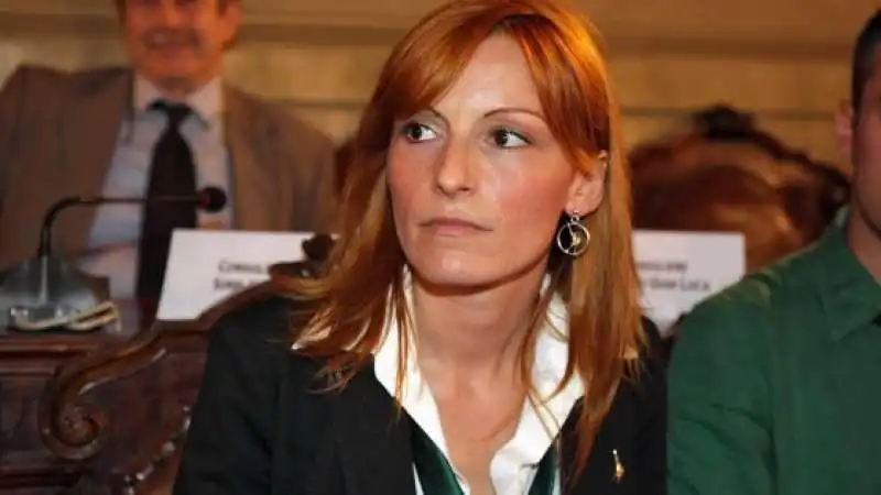 LUCIA BORGONZONI