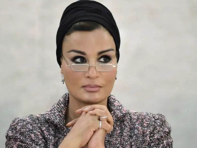 Mozah bint Nasser al Missned