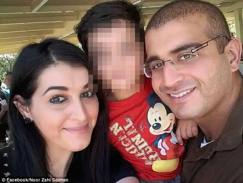 omar mateen con moglie e figlio