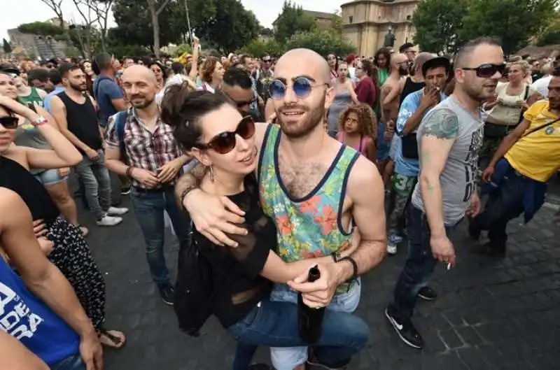 partecipanti al pride di roma (1)