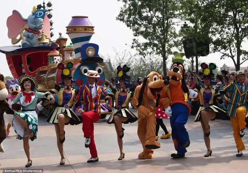 shanghai disneyland resort 13