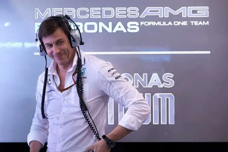 TOTO WOLFF