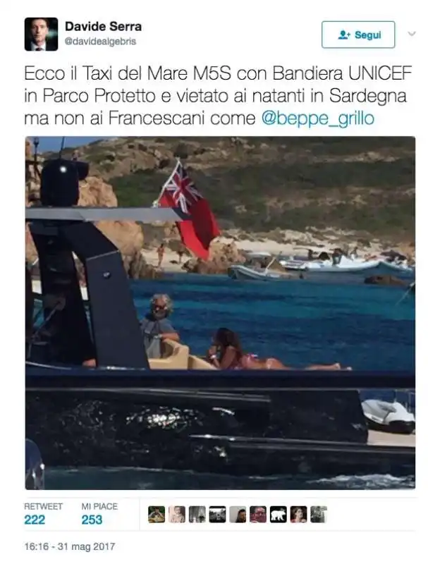 beppe grillo su yacht in sardegna foto di davide serra  3