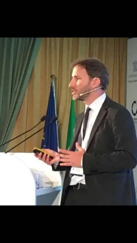 DAVIDE CASALEGGIO AL CONVEGNO DEI GIOVANI INDUSTRIALI