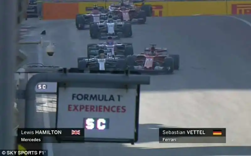 HAMILTON VETTEL 1