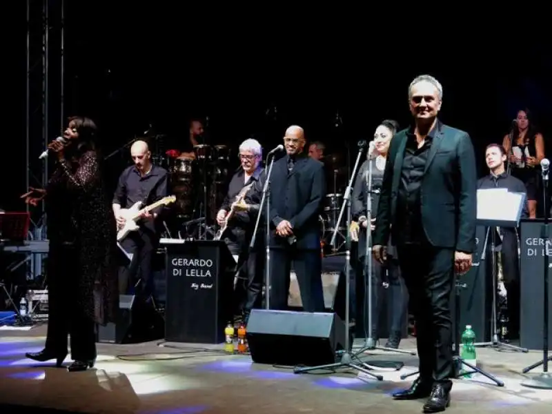 il maestro di lella con gloria gaynor foto andrea arriga