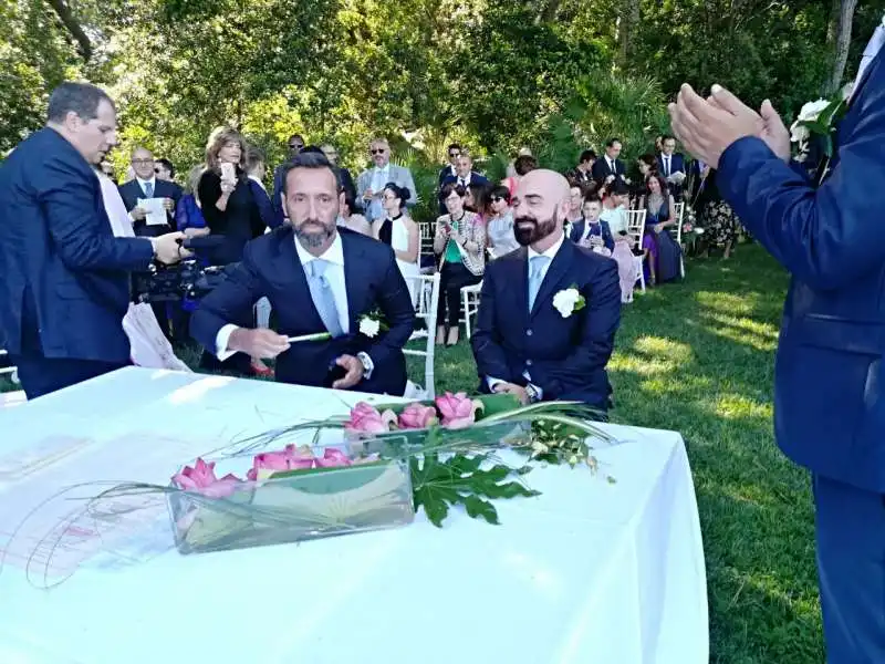 il matrimonio di massimo jannone e enrico venturini degli esposti 9