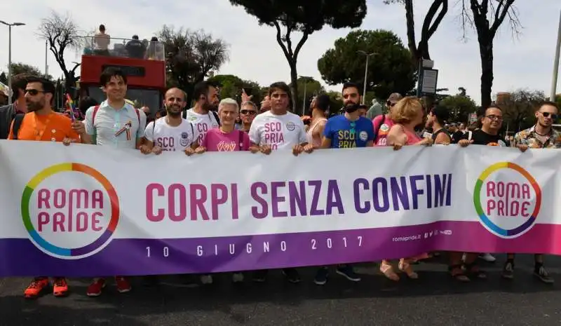 inizio corteo gay pride 2017