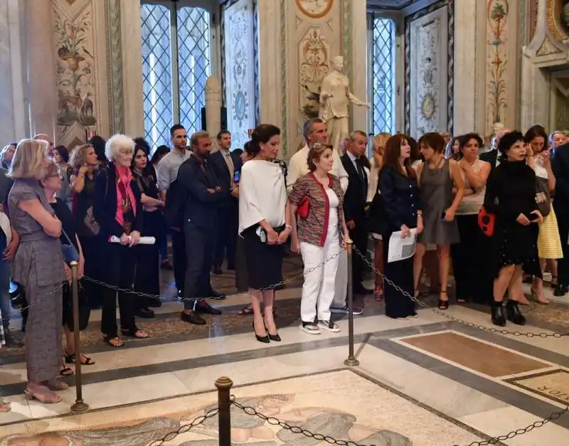 invitati all  inaugurazione della mostra respira per il ventennale della galleria borghese