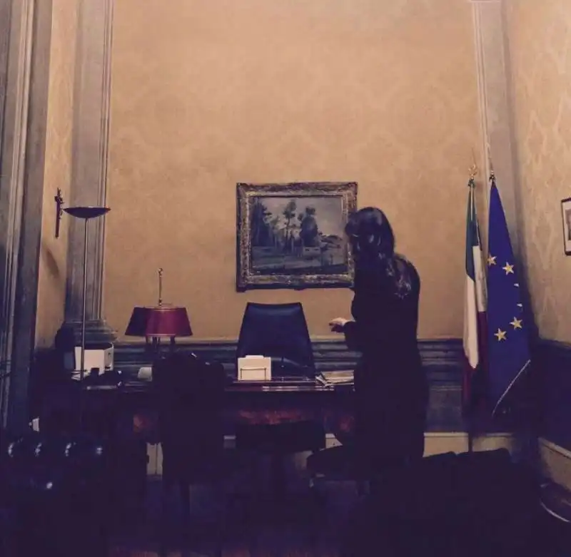 maria elena boschi instagram  1