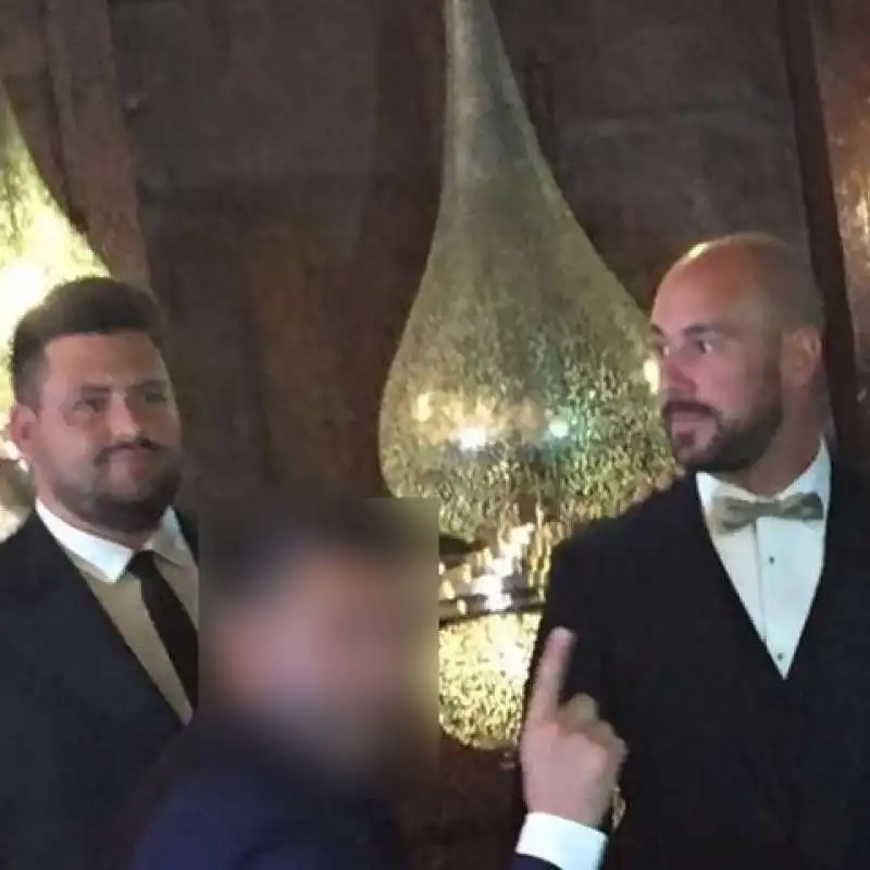 PEPE REINA CON I FRATELLI ESPOSITO E SALVATORE MAGGIO 