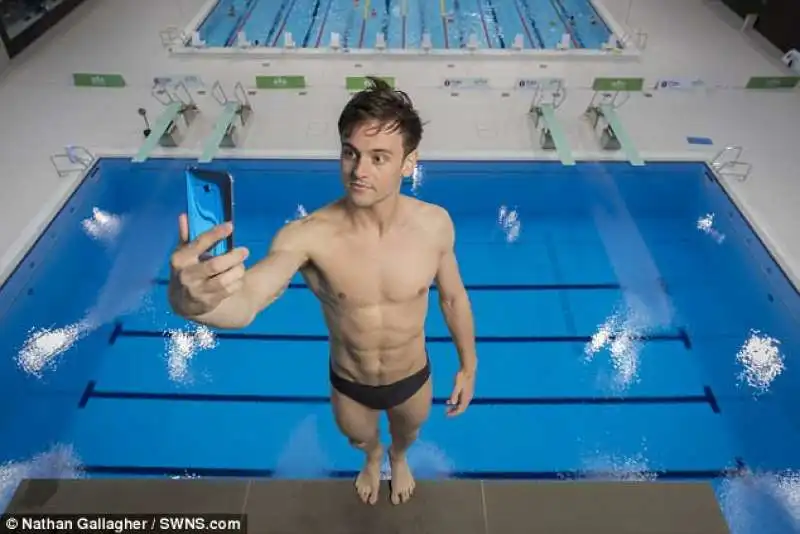  tom daley sul trampolino