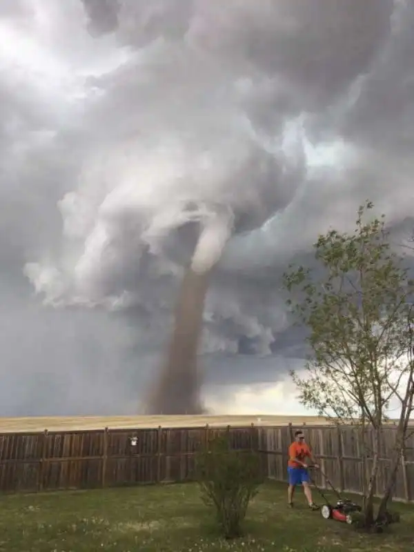 tornado 2