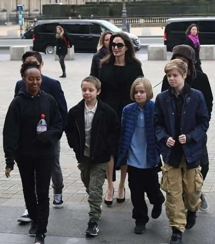 angelina jolie e i figli