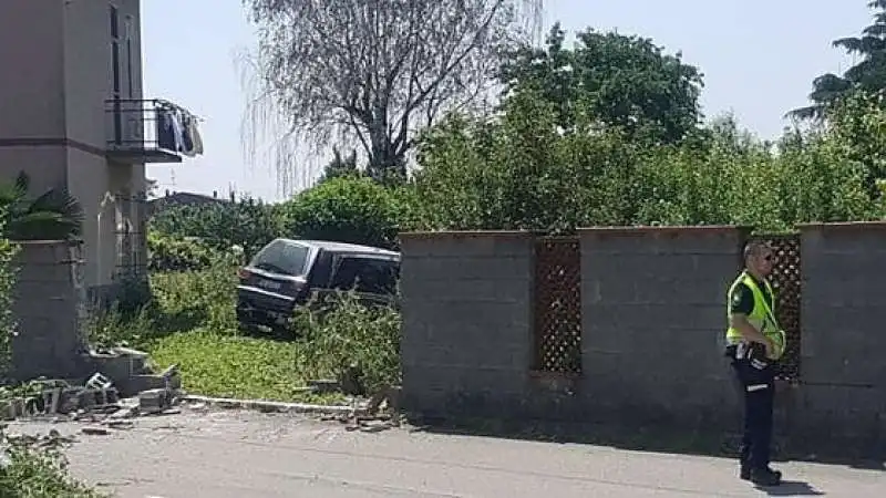 carro funebre uccide una ragazza 3