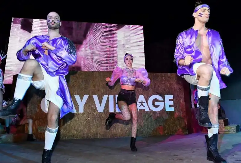 corpo di ballo del gay village (6)