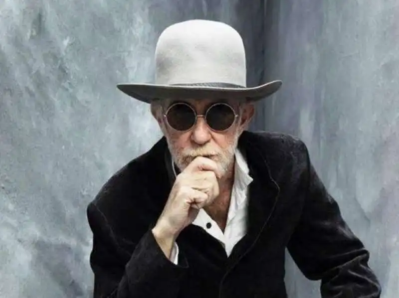 FRANCESCO DE GREGORI