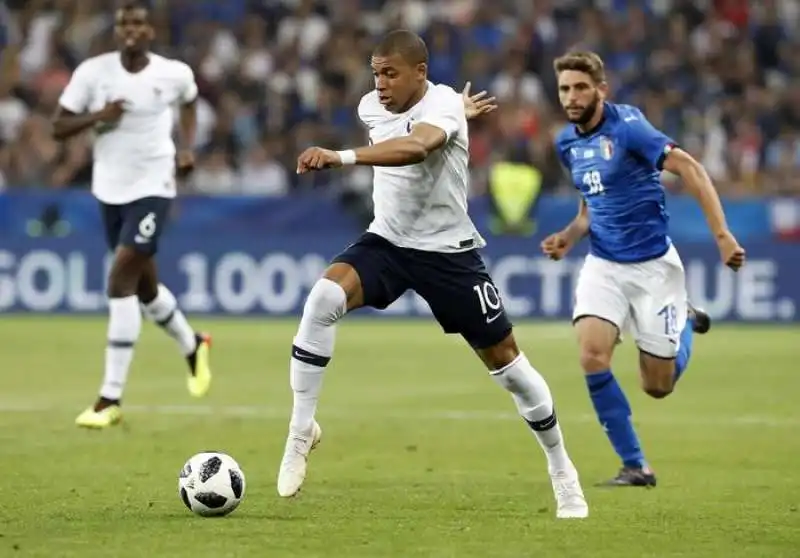 francia italia mbappe