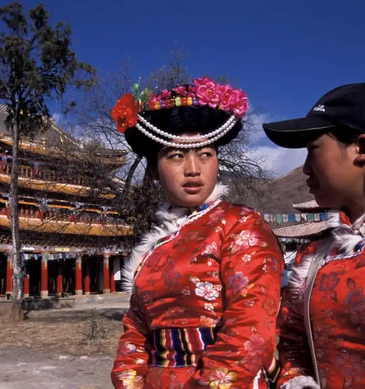 himalaya lago lugu donne capofamiglia 6