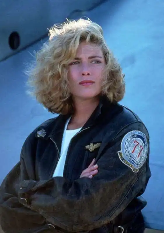 kelly mcgillis 3