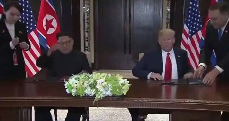 la firma dell'accordo tra usa e corea del nord 7