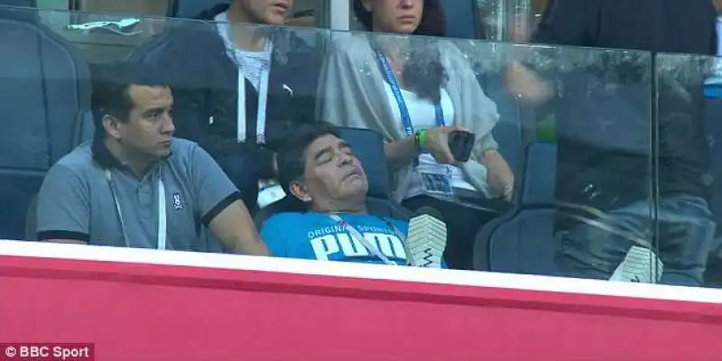 maradona durante argentina nigeria 4