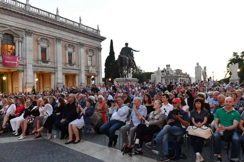 pubblico al concerto di edoardo vianello (5)