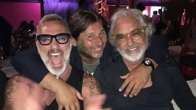 vacchi e briatore al twiga di pietrasanta