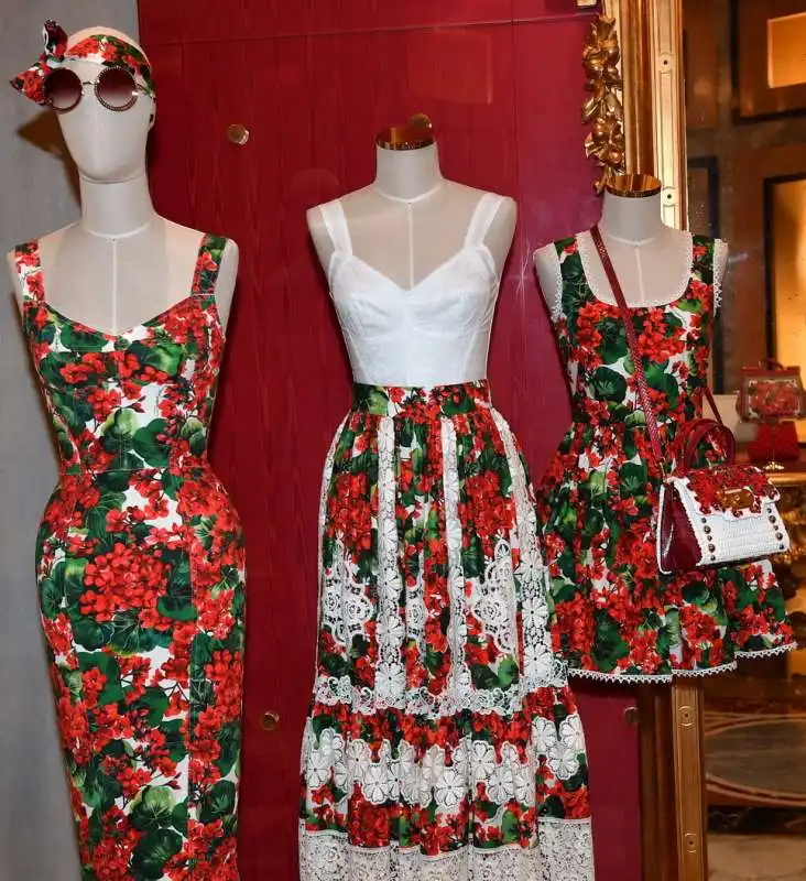 abiti dolce e gabbana (2)