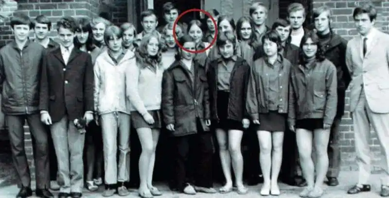 ANGELA MERKEL AL LICEO