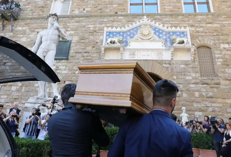 camera ardente di franco zeffirelli a palazzo vecchio 6