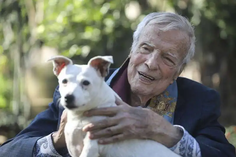 franco zeffirelli nella sua casa museo sull'appia antica 15